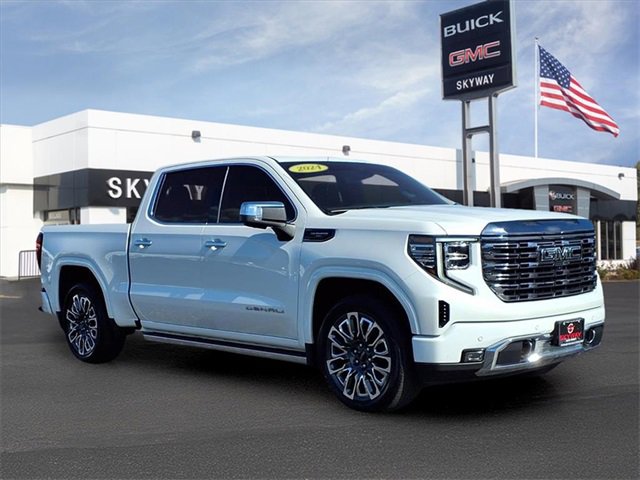 Used 2024 GMC Sierra 1500 Denali Ultimate image 3