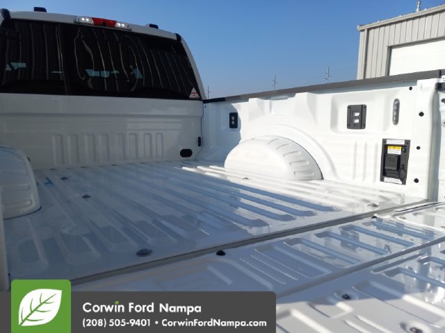 New 2026 Ford F350 Platinum w/ Tremor Off-Road Package AWD/4WD image 30
