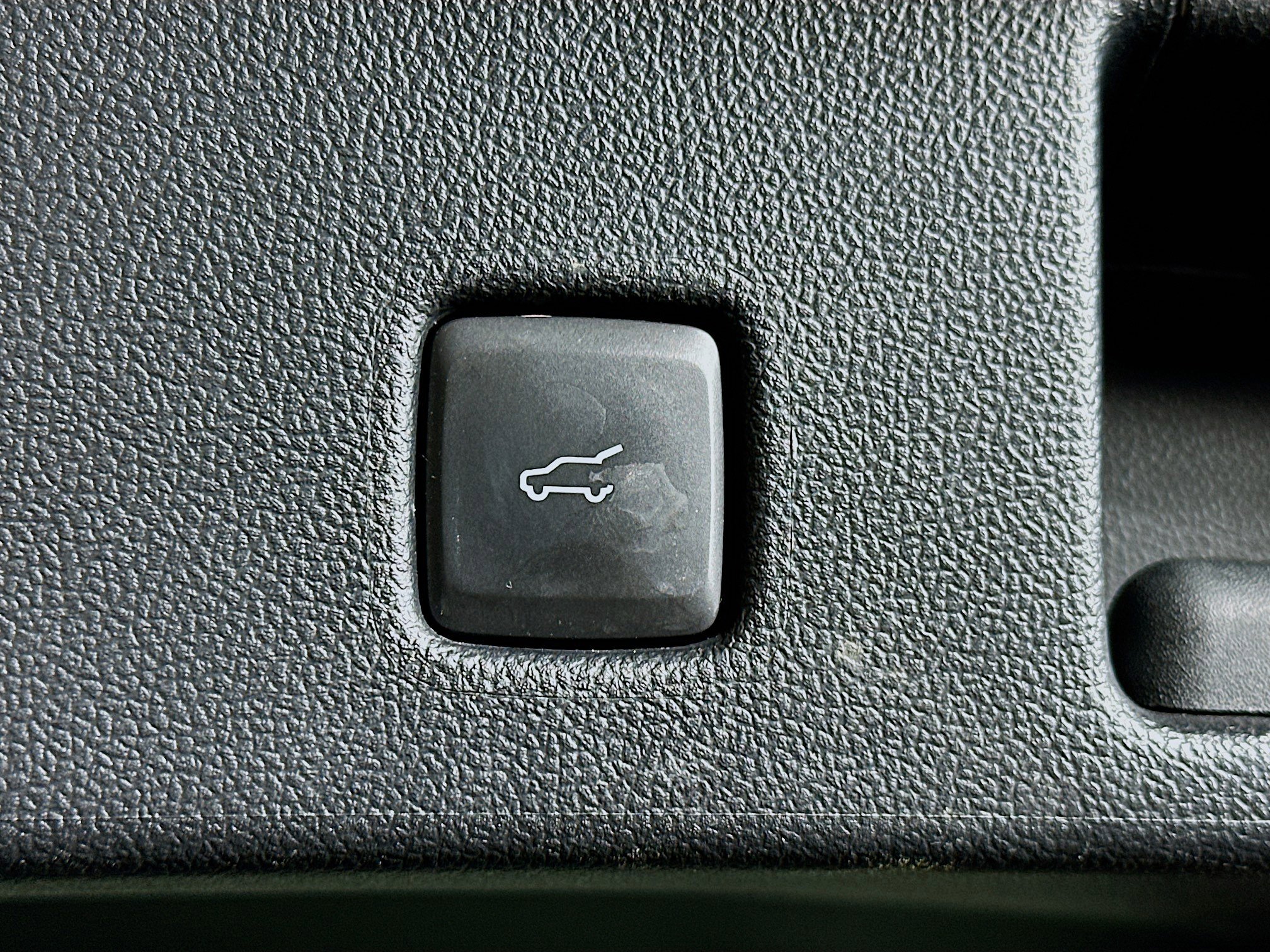 Used 2023 Ford Escape SE w/ PHEV Premium Package FWD image 30