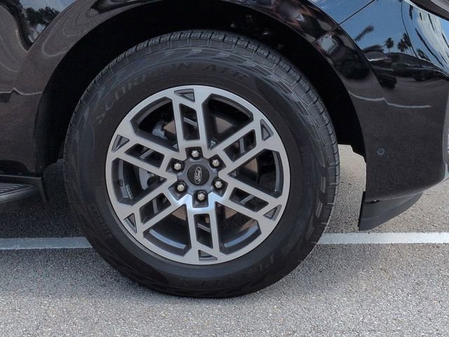 Certified 2025 Ford Expedition Max Active AWD/4WD image 11