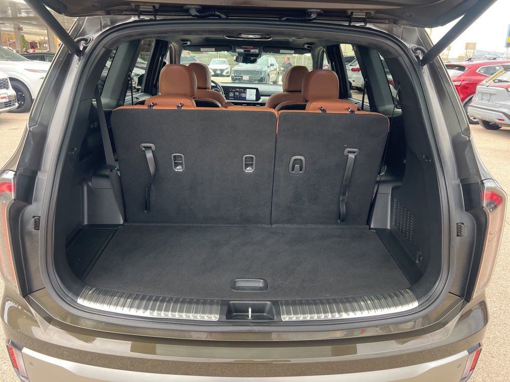 Certified 2023 Kia Telluride SX Prestige X-Line AWD/4WD image 12