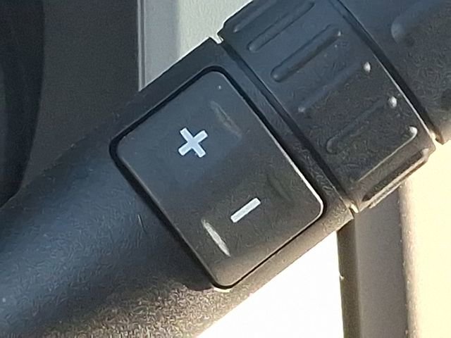 Used 2023 Ford F650 2WD Regular Cab Super Duty image 25