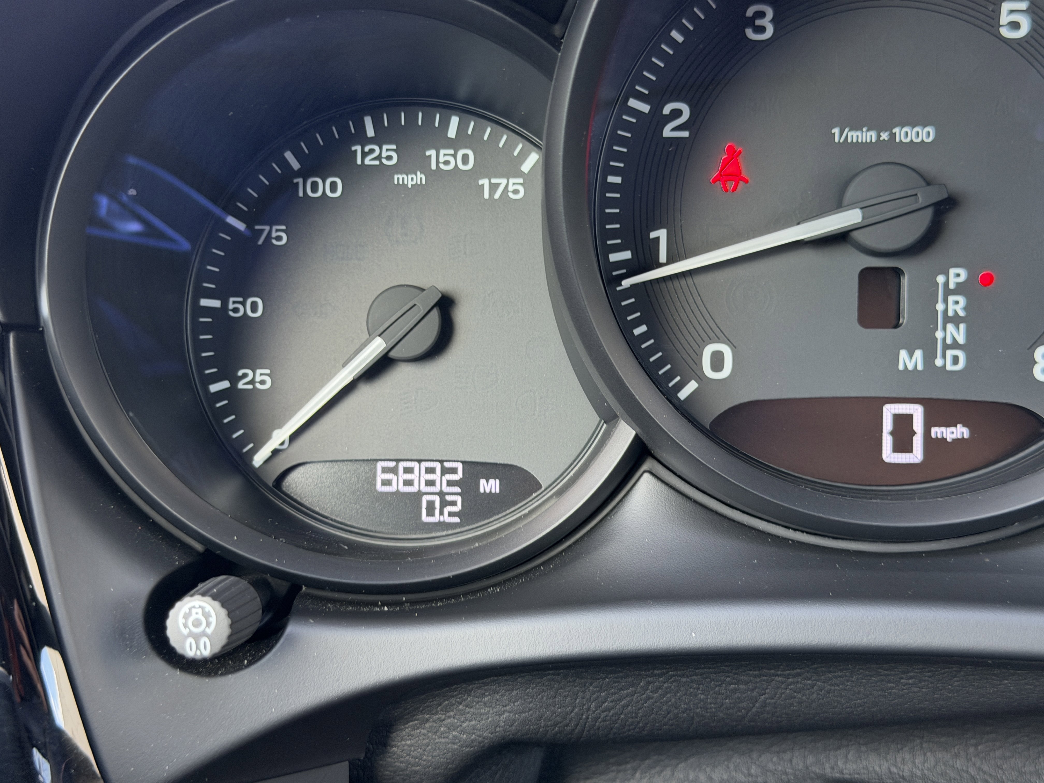 Certified 2025 Porsche Macan image 39