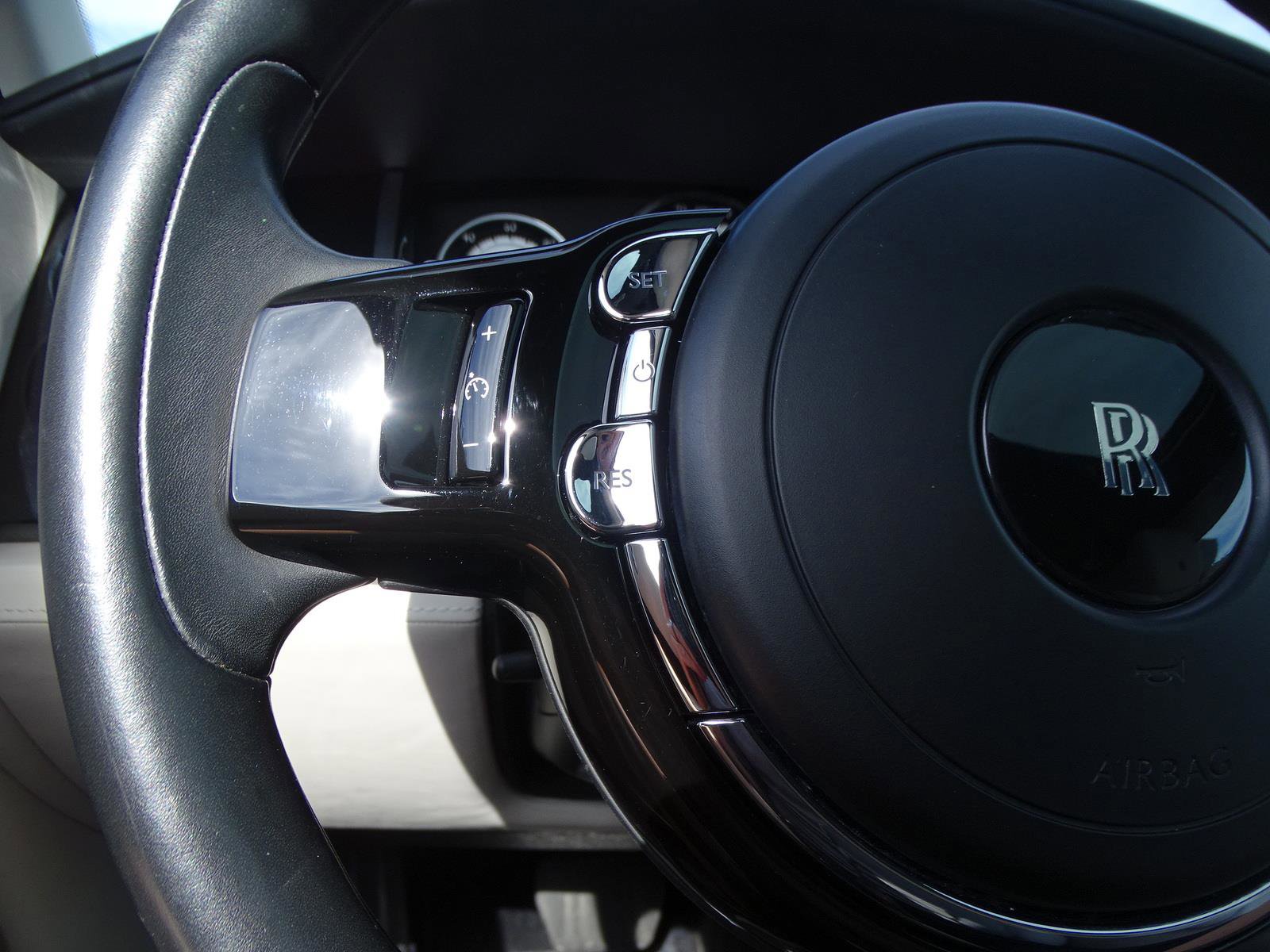 Used 2015 Rolls-Royce Wraith RWD image 26