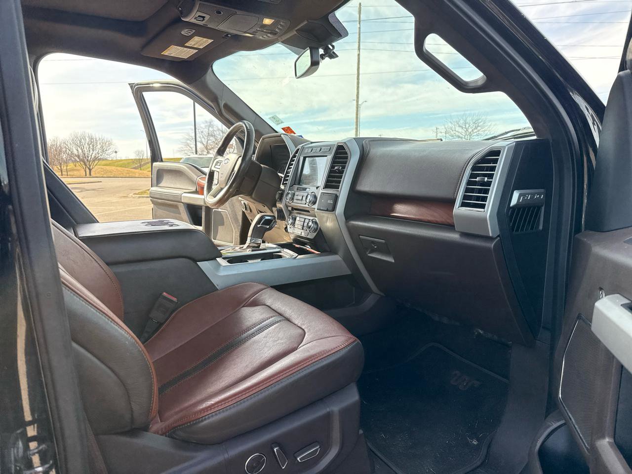 Used 2018 Ford F150 King Ranch w/ Equipment Group 601A Luxury image 31