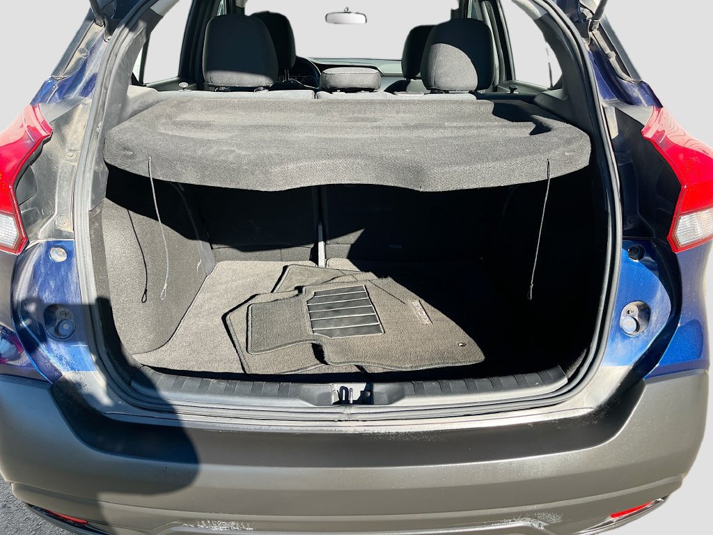 Used 2019 Nissan Kicks SV FWD image 25