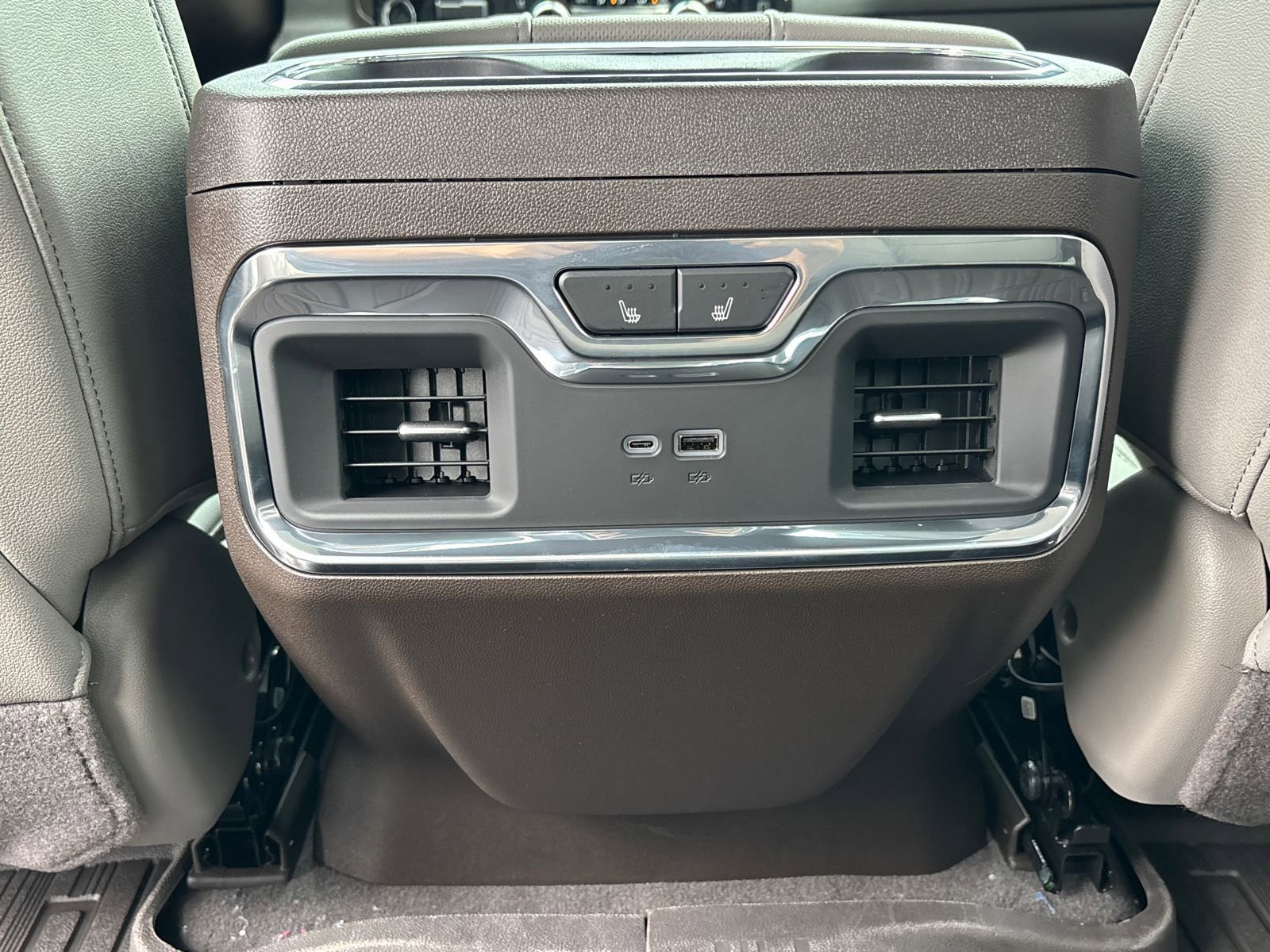 New 2026 GMC Sierra 1500 SLT w/ SLT Premium Plus Package image 30