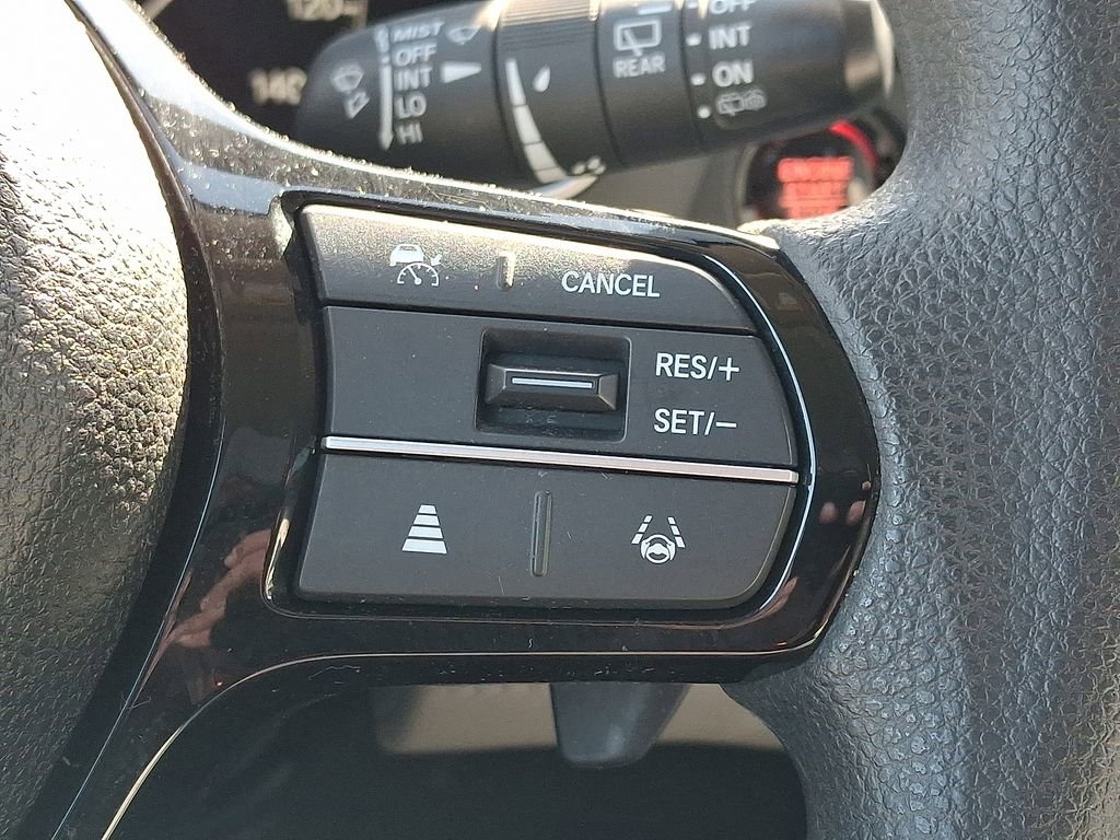 Used 2023 Honda Pilot LX image 10