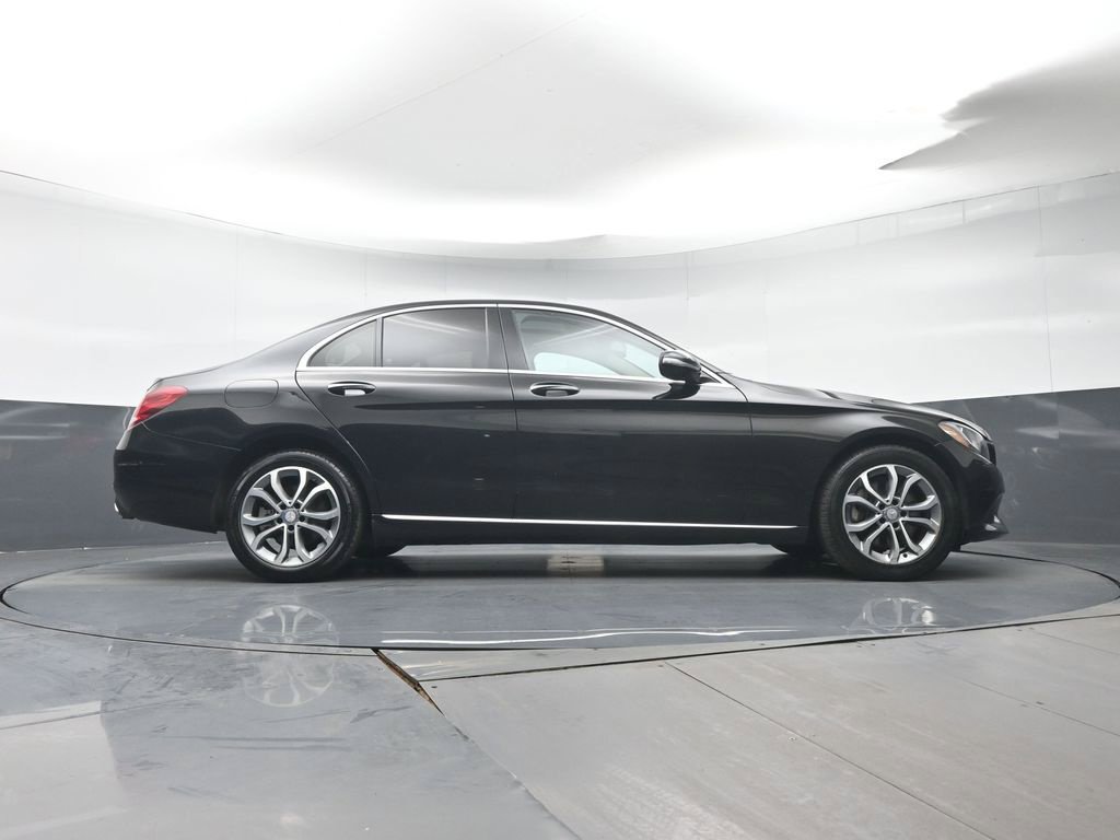 Used 2017 Mercedes-Benz C 300 4MATIC Sedan image 30