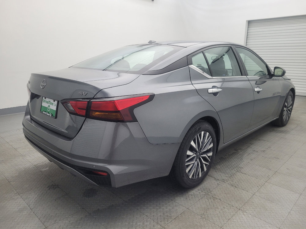 Used 2023 Nissan Altima 2.5 SV image 9
