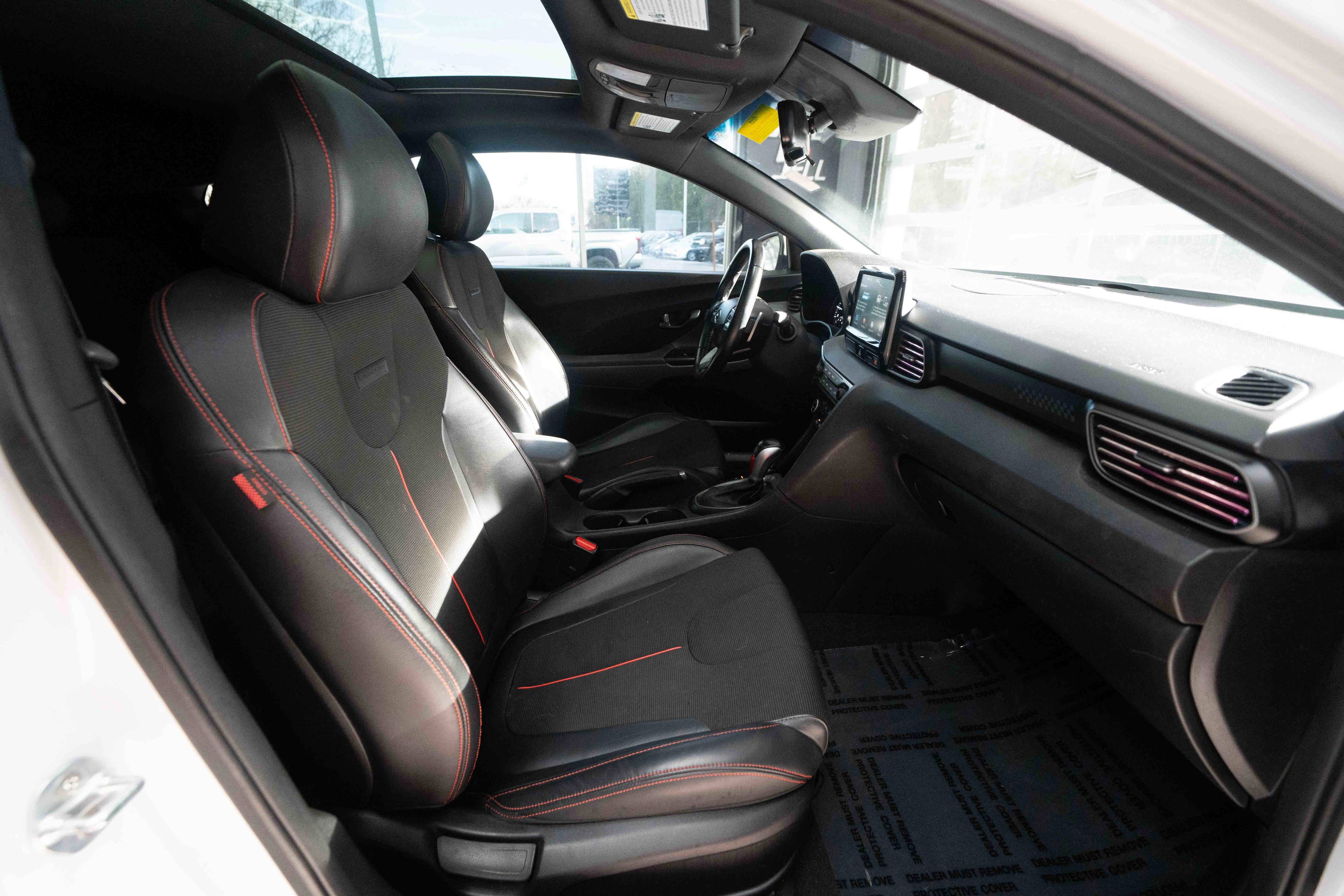 Used 2019 Hyundai Veloster 2.0 Premium image 26