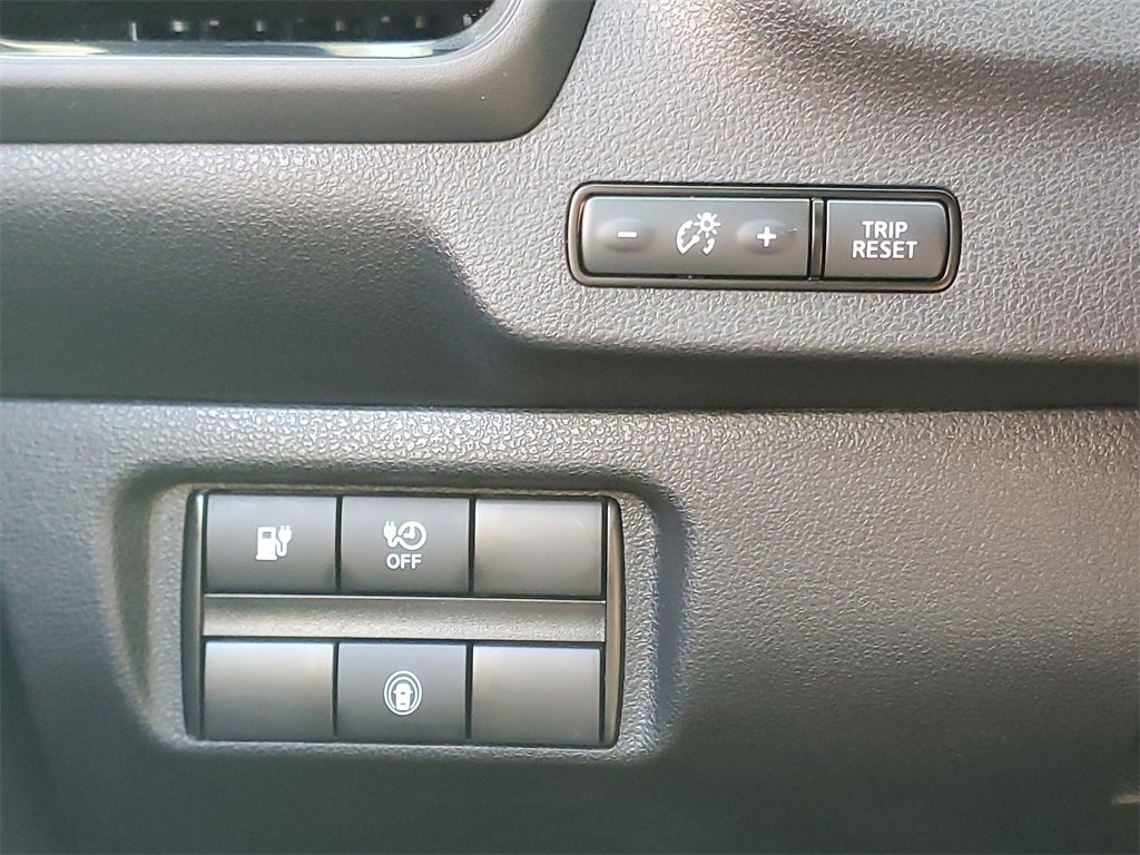 Certified 2024 Nissan Leaf S image 25