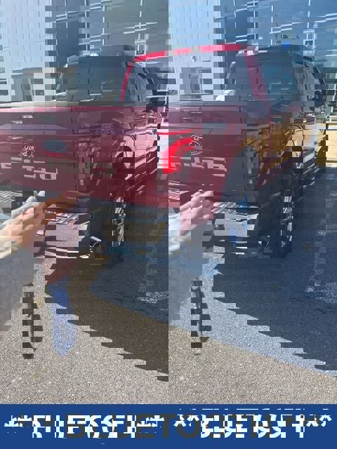 Used 2024 Ford F150 Lariat w/ Equipment Group 502A High image 8