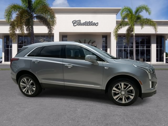 Certified 2023 Cadillac XT5 Premium Luxury w/ LPO, Floor Liner Package FWD image 17