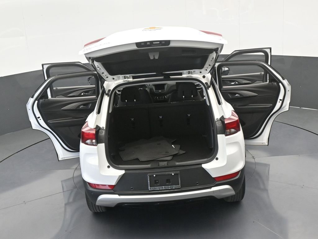 Used 2022 Chevrolet TrailBlazer LT w/ Driver Confidence Package image 61