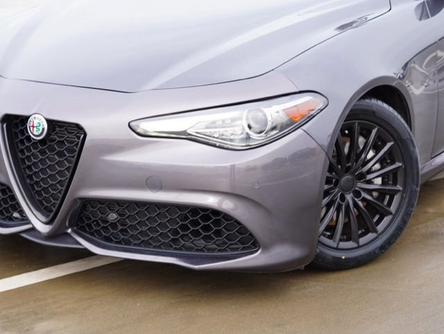 Used 2023 Alfa Romeo Giulia Sprint image 4