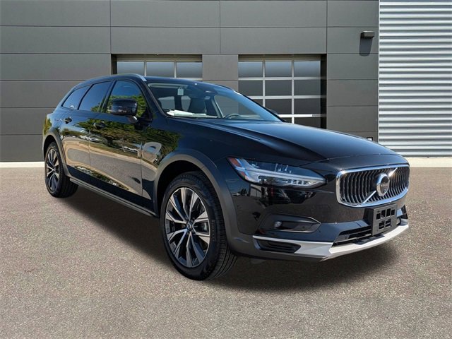 New 2025 Volvo V90 B6 Cross Country Plus w/ Climate Package image 1
