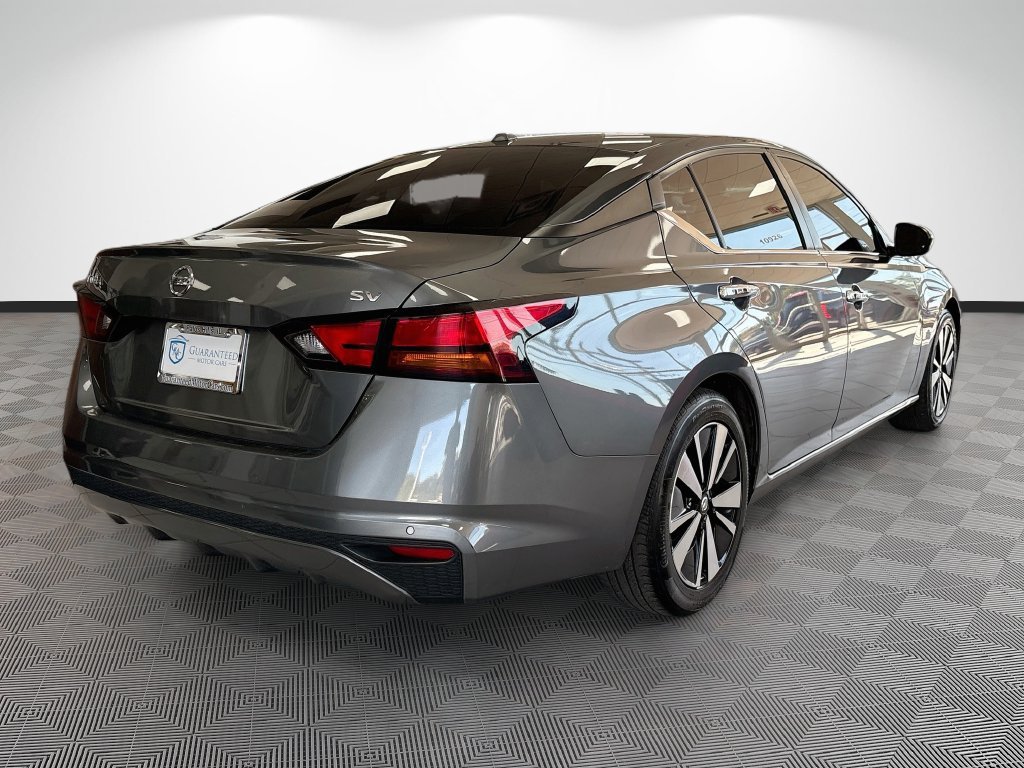 Used 2022 Nissan Altima 2.5 SV FWD image 14
