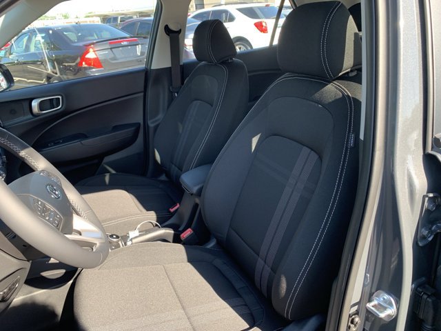 New 2026 Hyundai Venue SEL FWD image 19