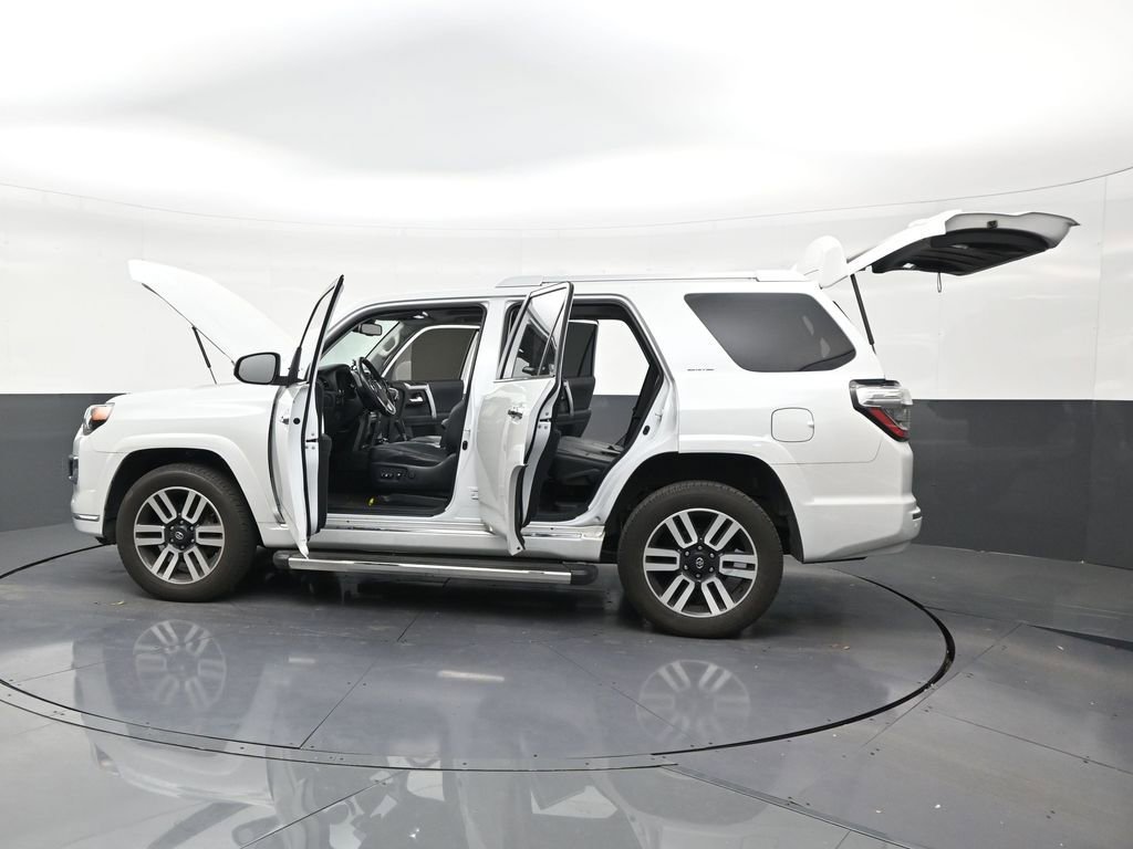 Used 2024 Toyota 4Runner Limited image 30