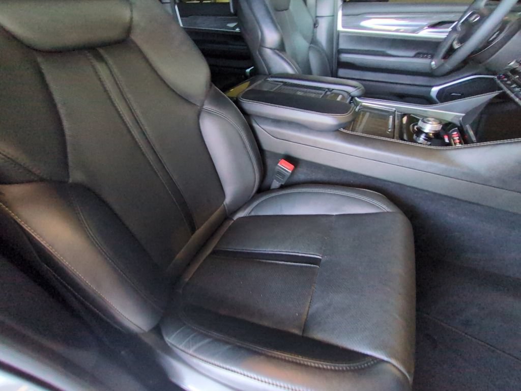 Used 2022 Jeep Wagoneer Series II w/ Premium Group I RWD image 22