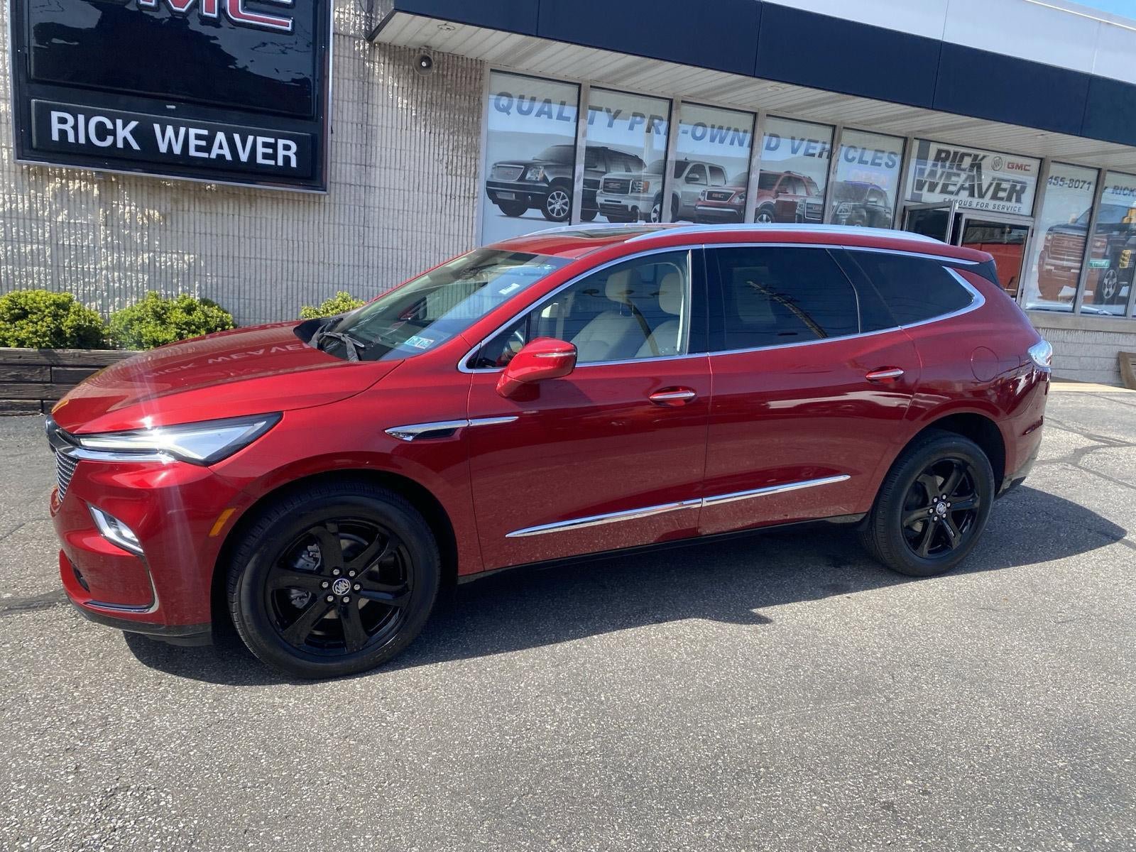 Certified 2023 Buick Enclave Essence w/ Experience Buick Package AWD/4WD image 3