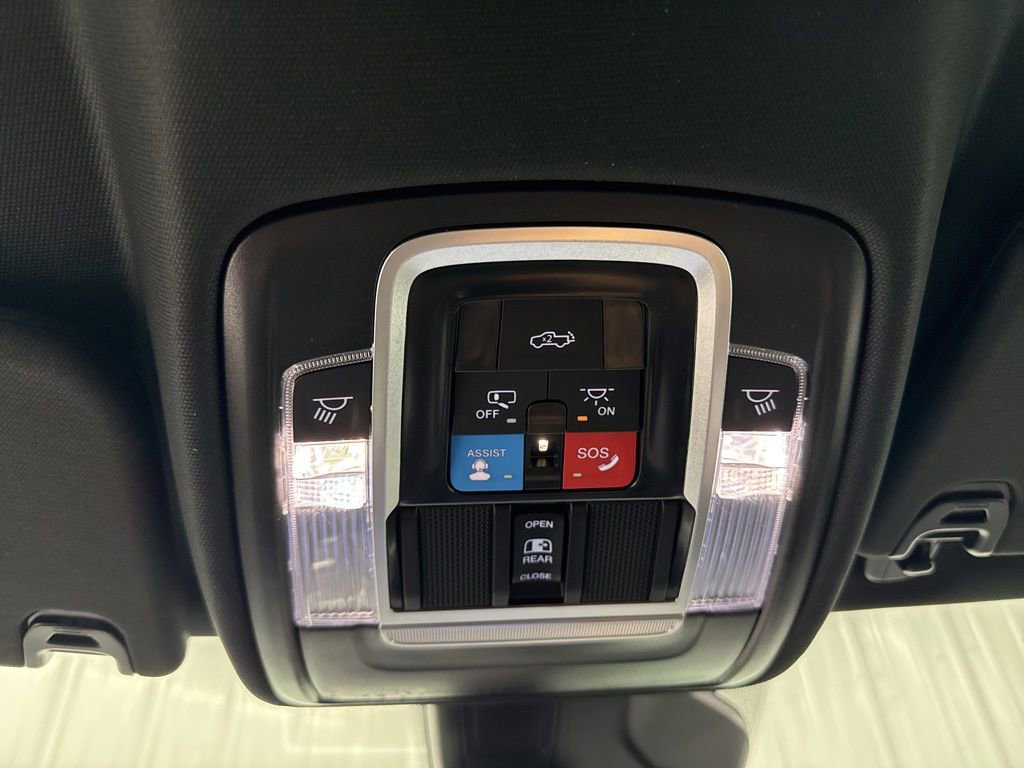 New 2026 RAM 1500 4x4 Crew Cab image 26