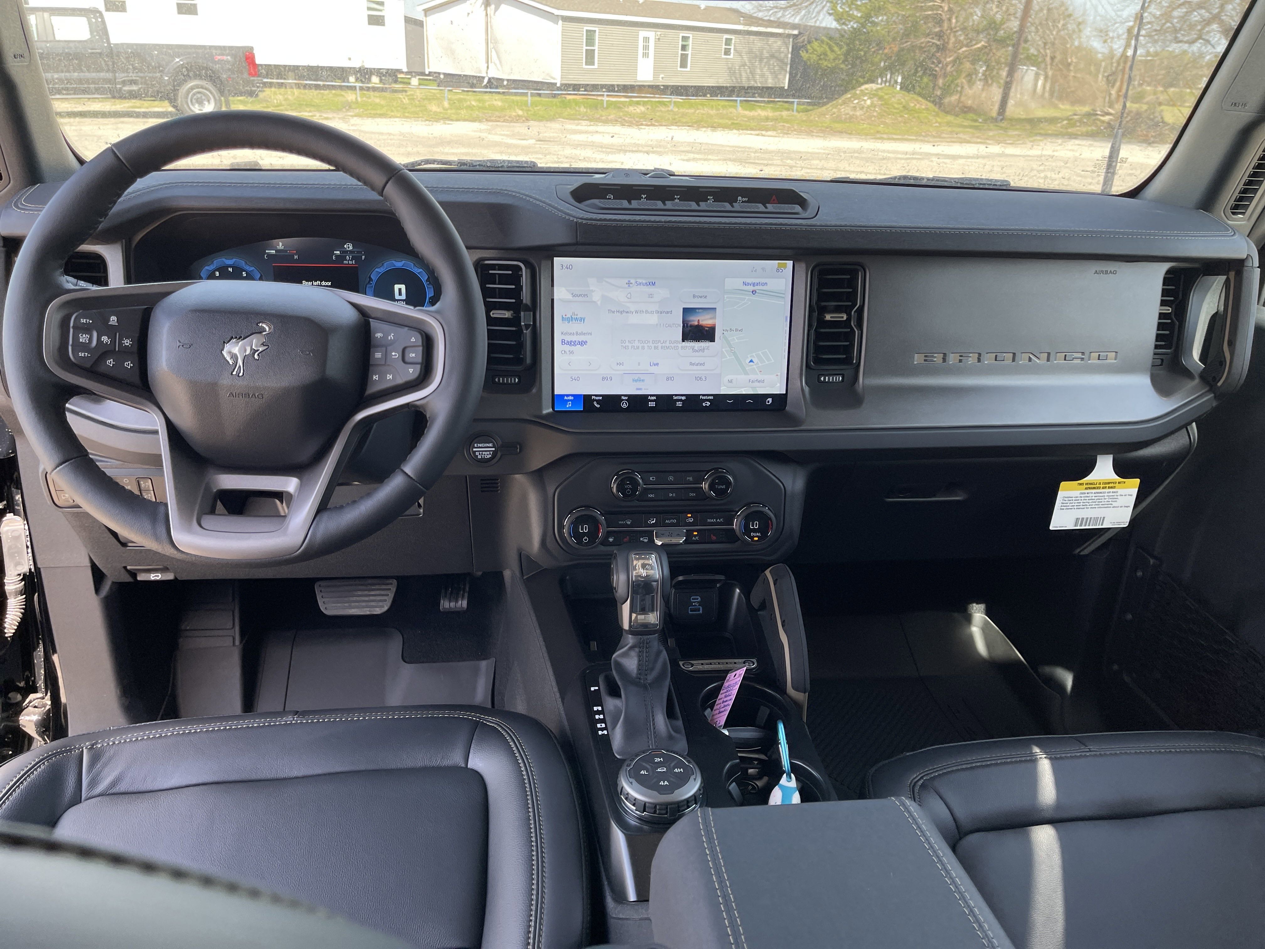 New 2025 Ford Bronco Badlands image 13