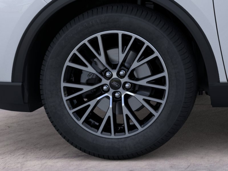 New 2025 Ford Escape SE w/ Class II Trailer Tow Package FWD image 19