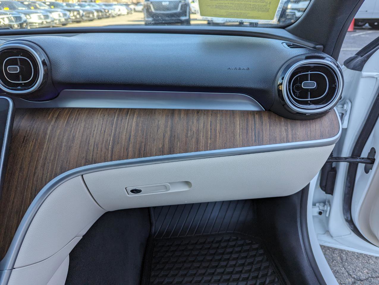 Used 2024 Mercedes-Benz C 300 4MATIC Sedan image 34