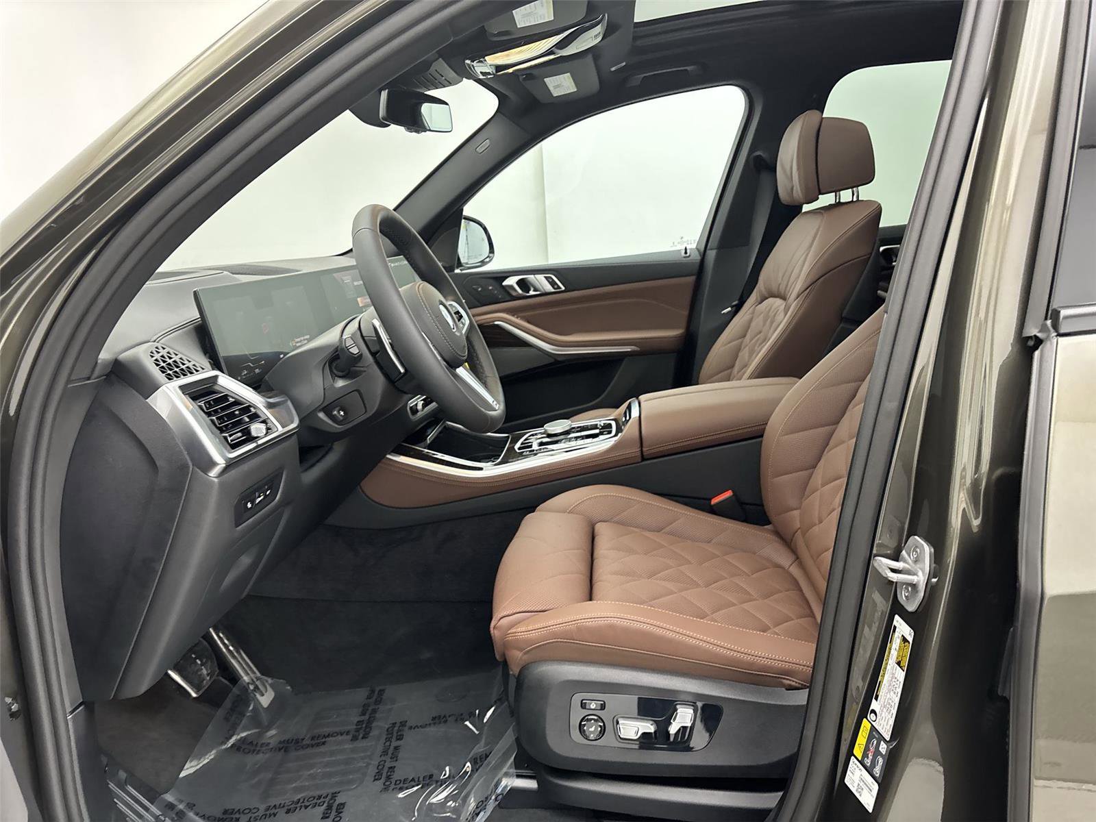 New 2026 BMW X5 xDrive50e image 25