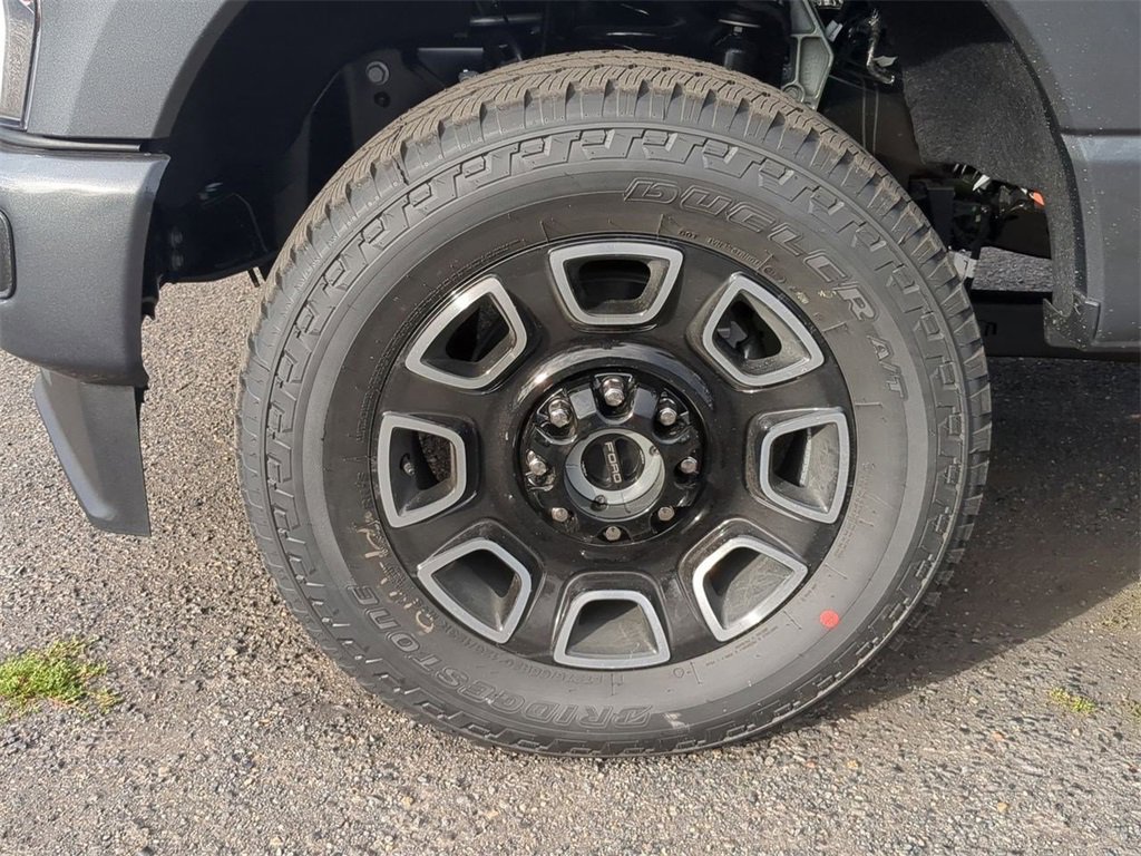 New 2026 Ford F350 Platinum image 35