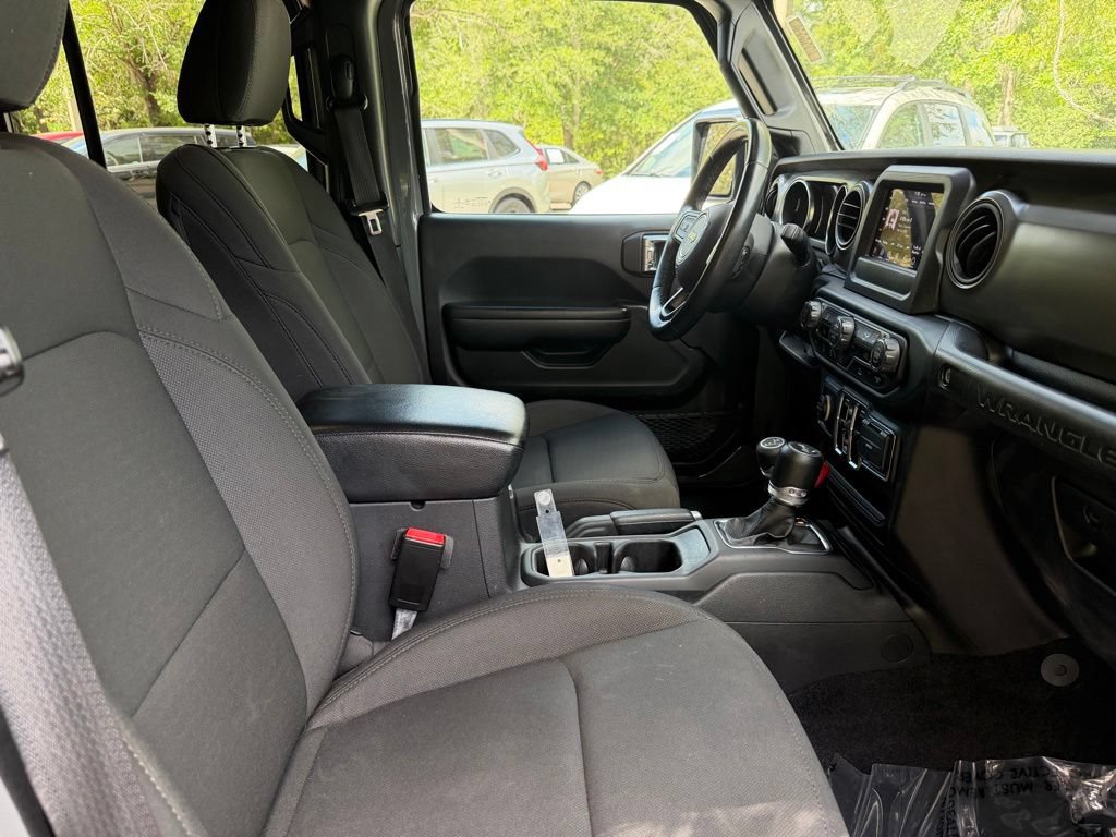 Used 2021 Jeep Wrangler Unlimited Sport AWD/4WD image 9