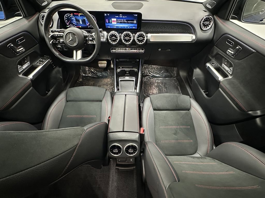 Certified 2025 Mercedes-Benz GLB 250 image 26