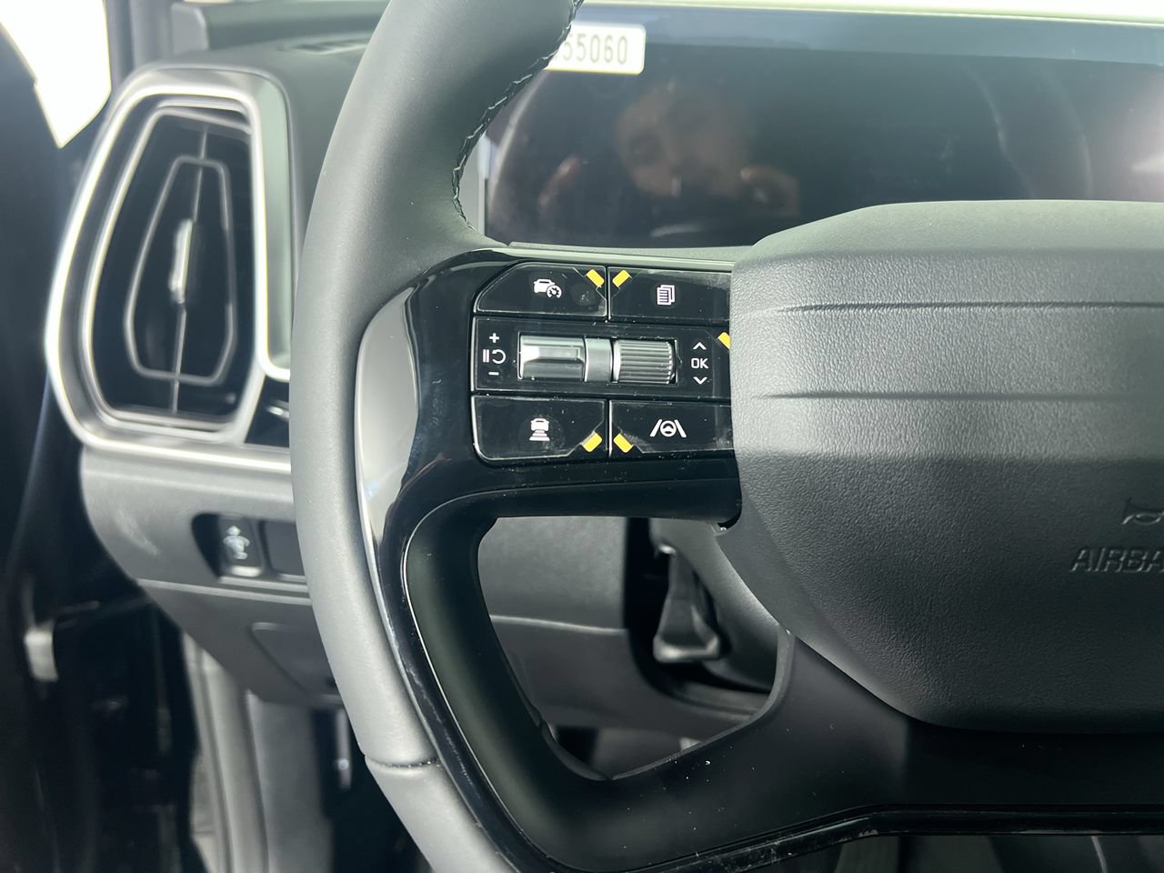 New 2026 Kia Sorento LX FWD image 18