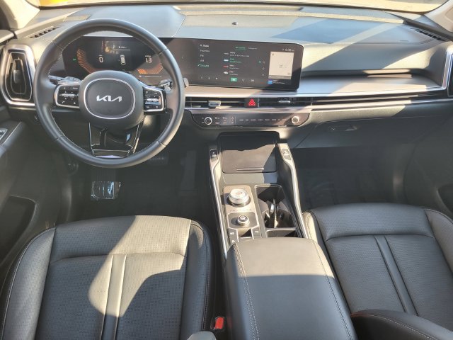 Used 2025 Kia Sorento EX w/ EX Panoramic Sunroof Package FWD image 14