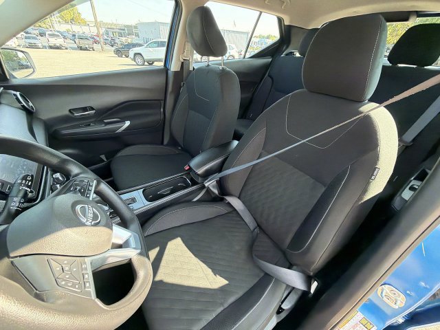 Used 2024 Nissan Kicks SV w/ Interior Electronics Package FWD image 13