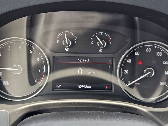 Used 2024 Buick Enclave Essence w/ Experience Buick Package FWD image 8