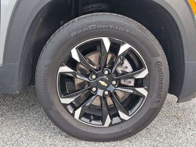 Used 2023 Chevrolet TrailBlazer LT w/ Convenience Package AWD/4WD image 8