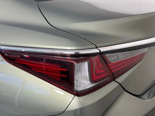 Certified 2021 Lexus ES 350 w/ Premium Package FWD image 19