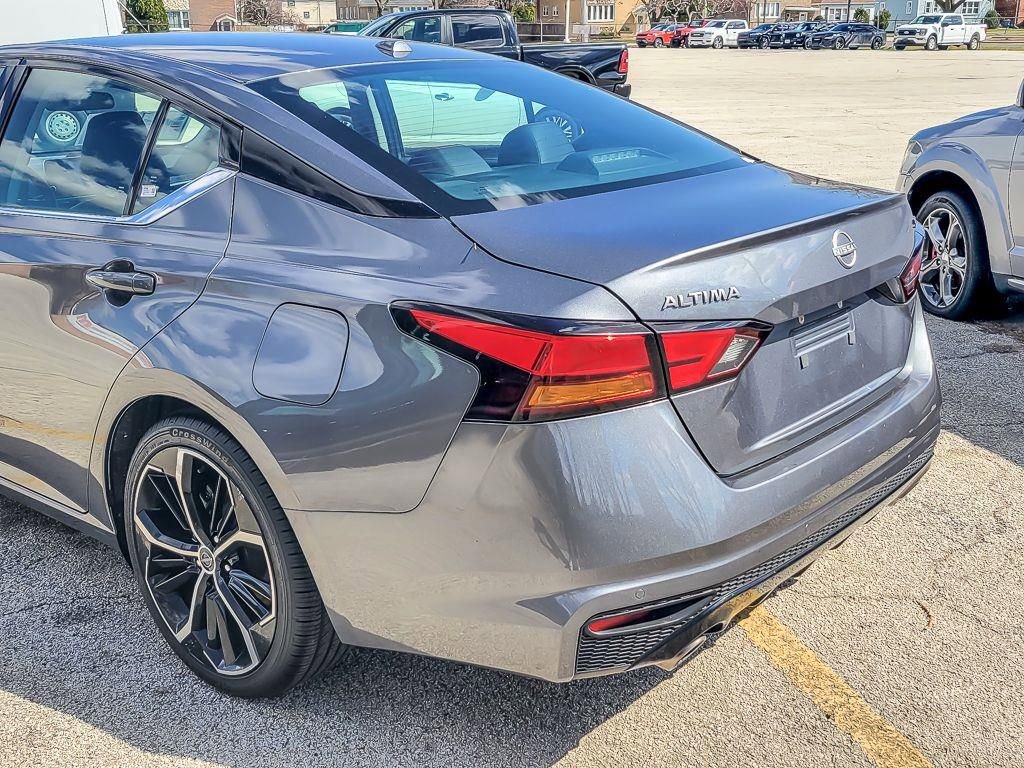 Used 2024 Nissan Altima 2.5 SR image 7