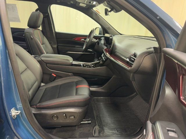 Used 2024 Chevrolet Traverse RS w/ LPO, Floor Liner Package image 45