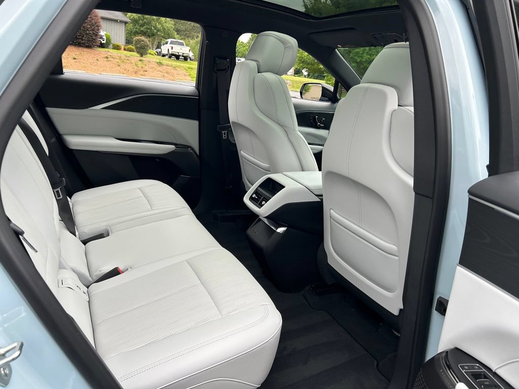 Used 2025 Cadillac Lyriq Sport RWD image 48