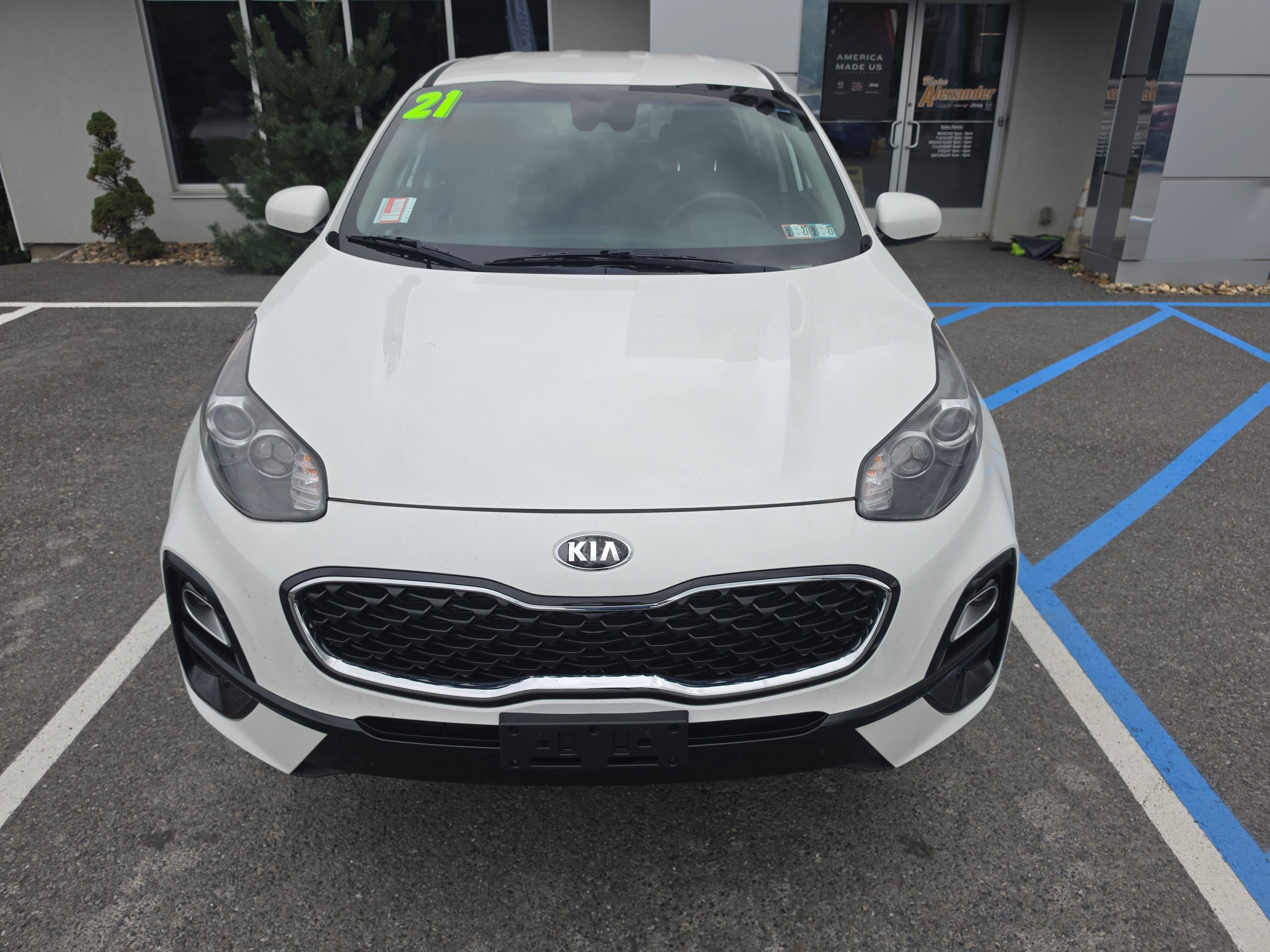 Used 2021 Kia Sportage LX AWD/4WD image 8