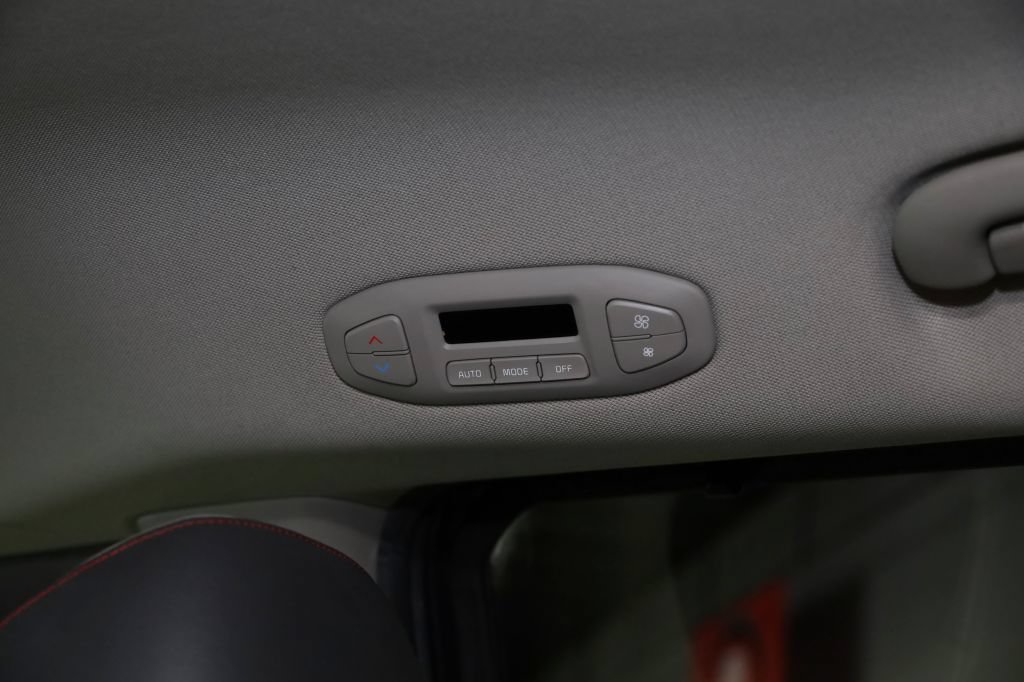Used 2016 Kia Sedona SX FWD image 23