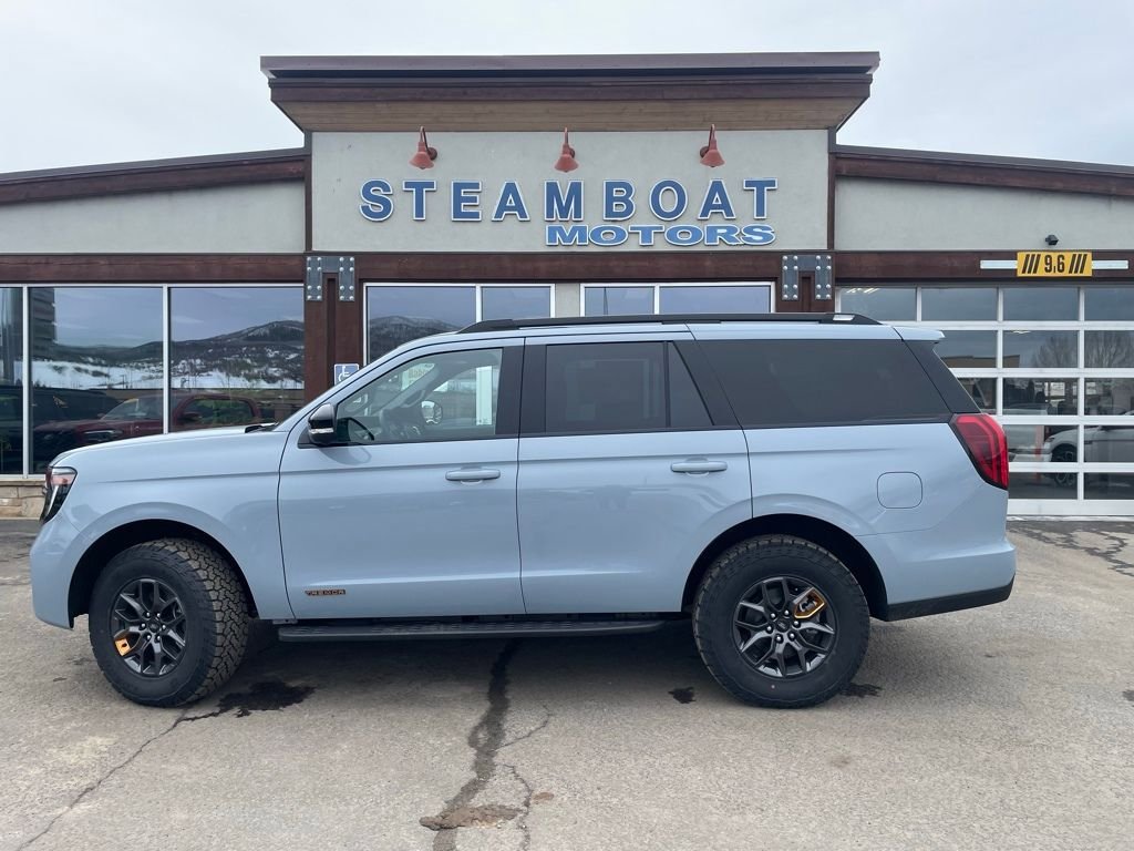 New 2026 Ford Expedition Tremor image 2