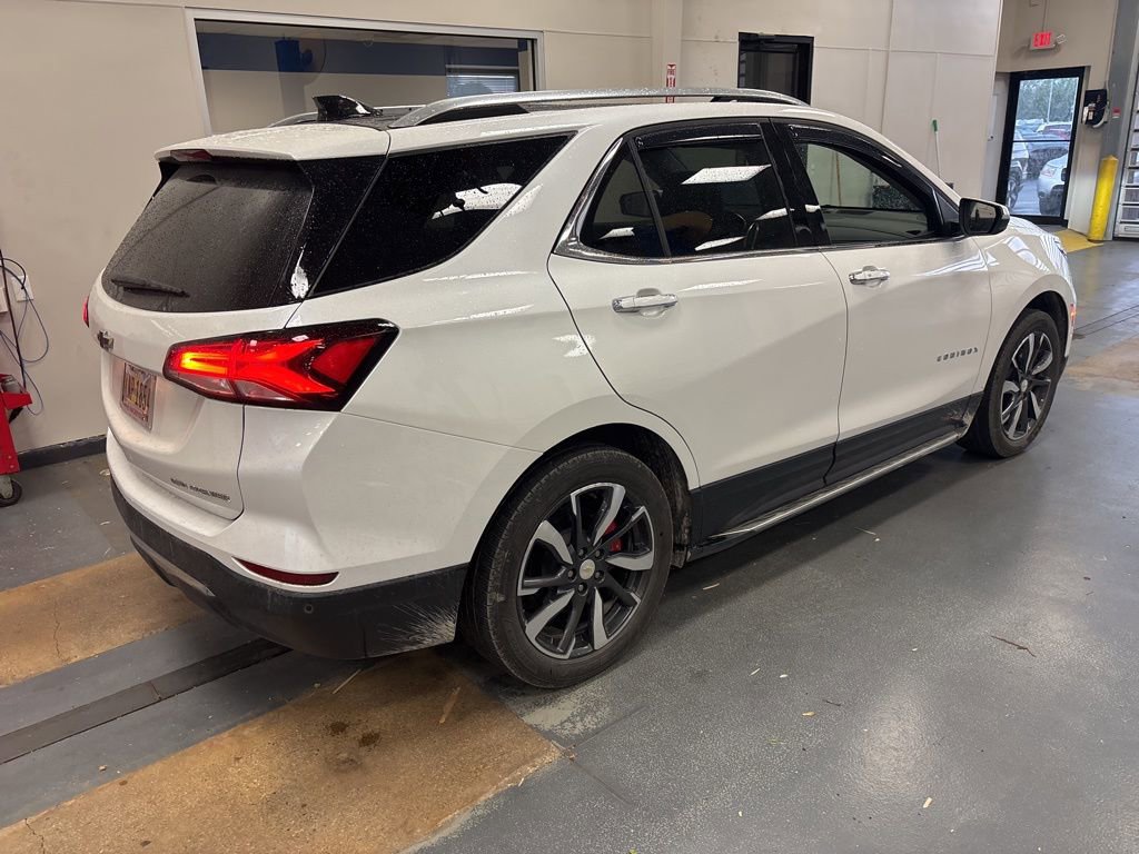 Used 2022 Chevrolet Equinox Premier AWD/4WD image 5