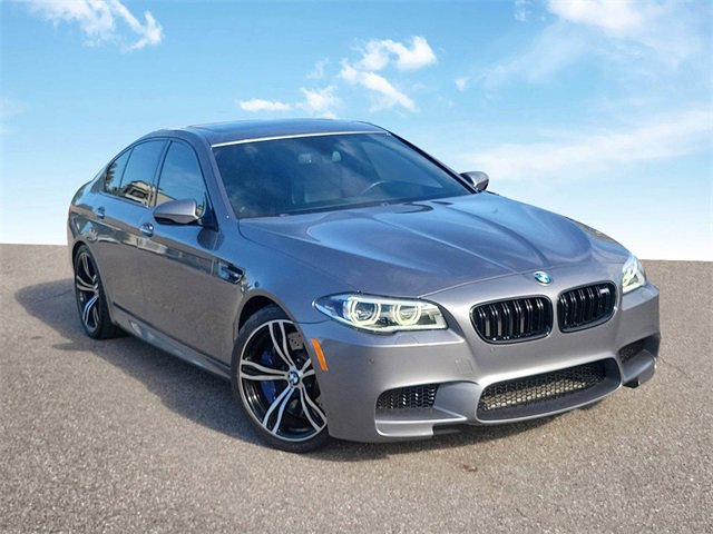 Used 2015 BMW M5 image 1