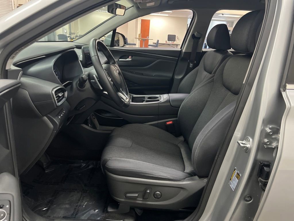 Used 2023 Hyundai Santa Fe SEL image 11