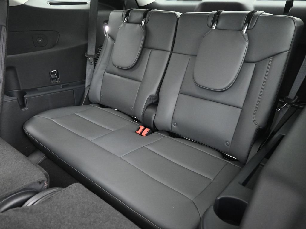 New 2026 Ford Explorer Active RWD image 19